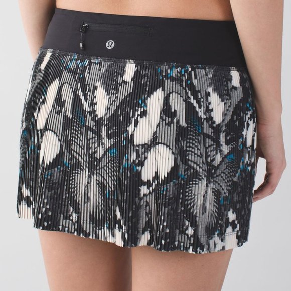 lululemon athletica Dresses & Skirts - LULULEMON Pleat to Street Skirt NEW Exploded So Fly Butterfly 4
